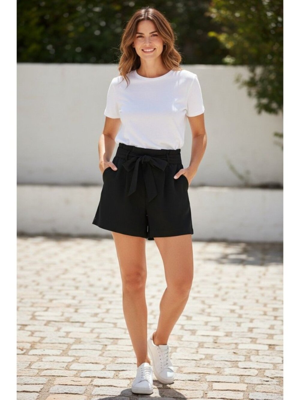 Wilfred Chic Black High-Waisted Belted Shorts Women's Size 6